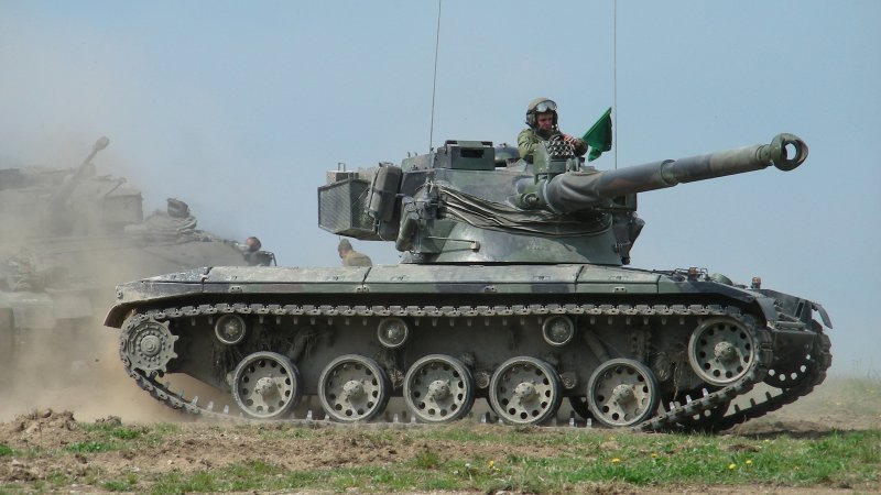 Танк АМХ 13 90