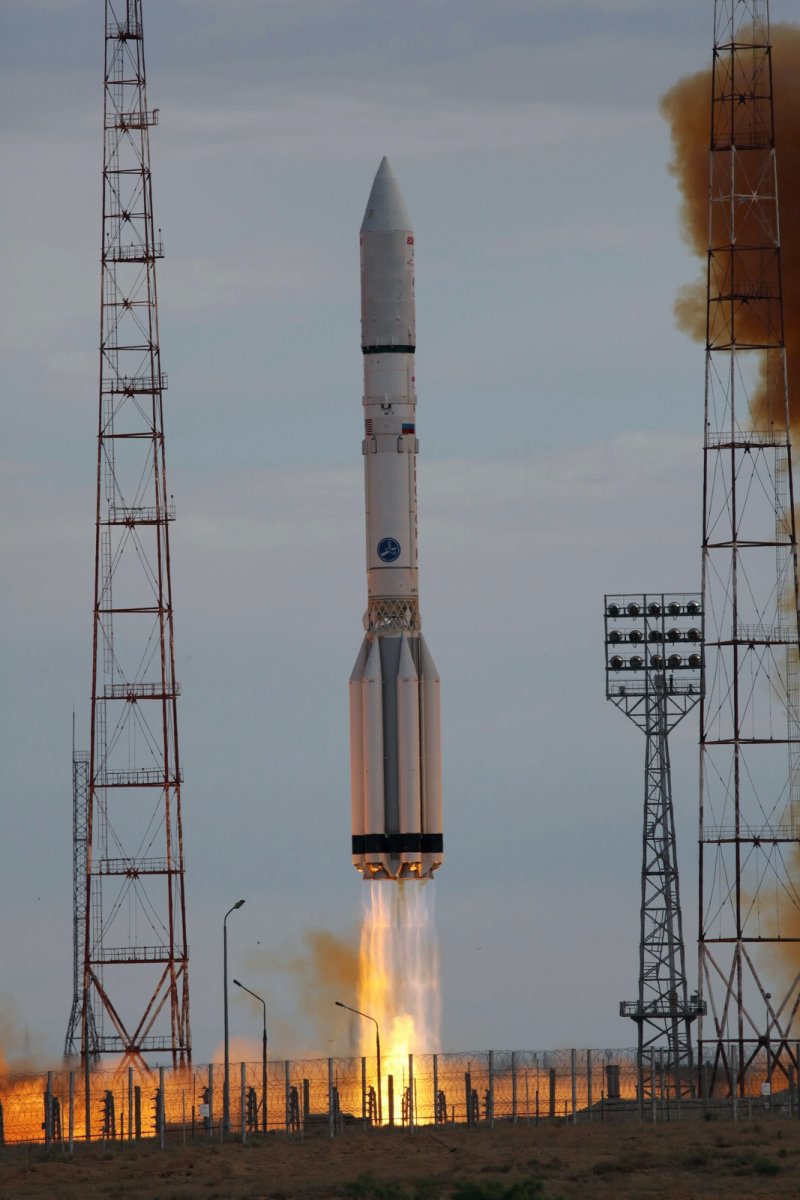 Космическая ракета Протон