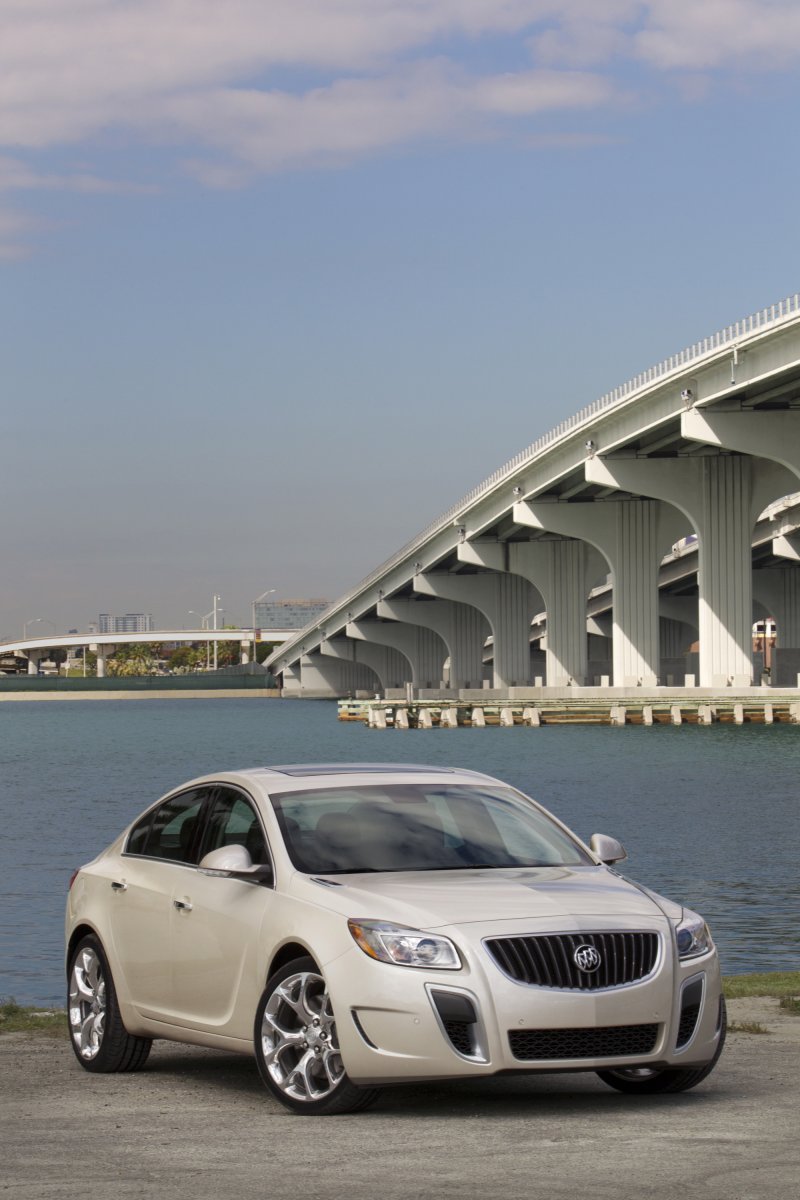 Buick Regal 2012