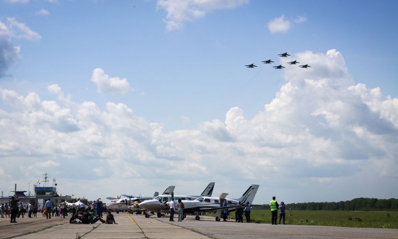 Аэропорт Туношна 2011