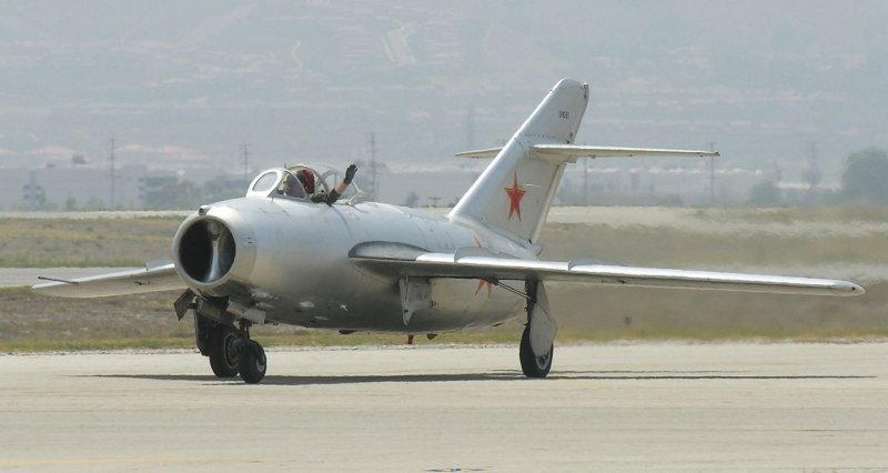 Самолет ту 214