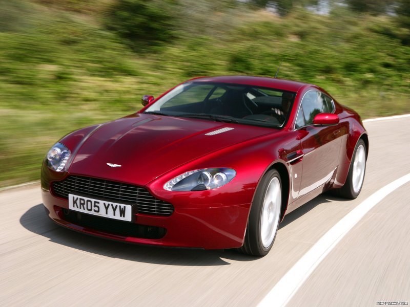 Aston Martin v8 Vantage 2005