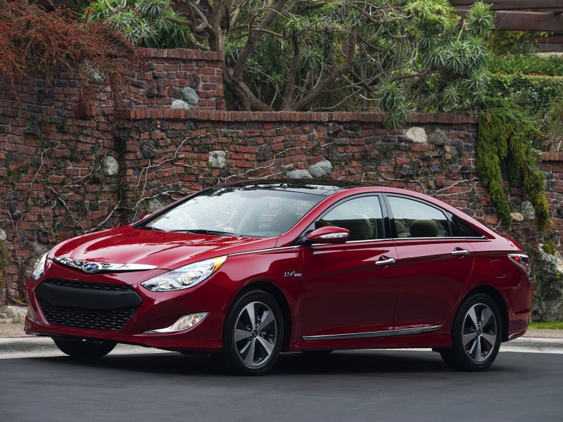 Hyundai Sonata Hybrid 2012