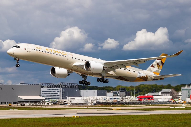 Etihad Airways Airbus a350