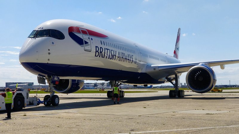 Самолет a350-1000