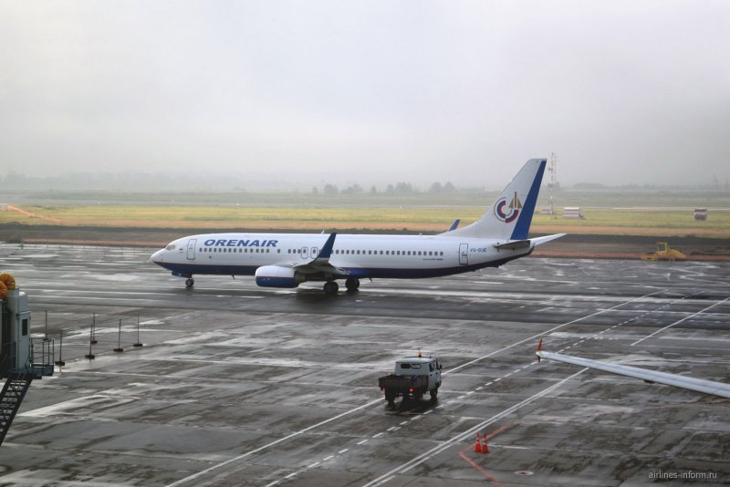 Боинг 737-85r