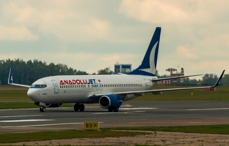 Boeing 737-800 Anadolujet