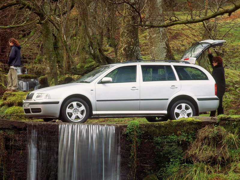 Skoda Octavia Tour 2000