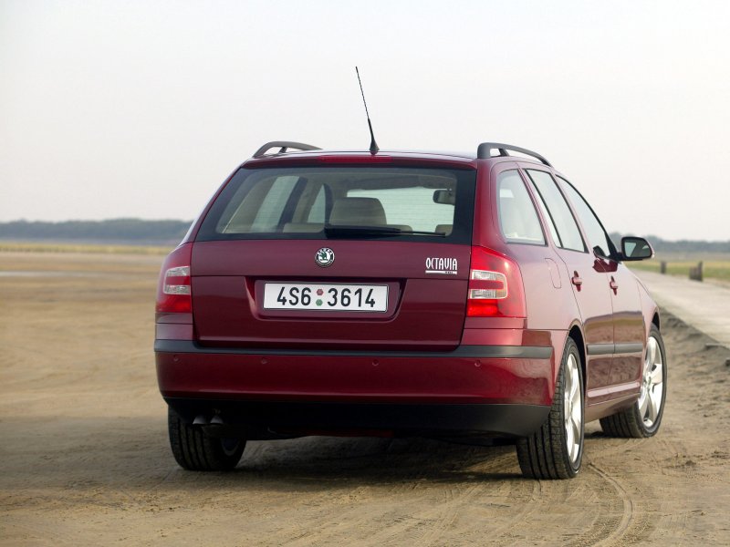 Шкода Октавия 2003