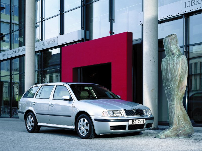Skoda Octavia Tour