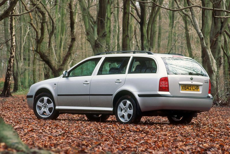 Skoda Octavia Tour 1.6 универсал