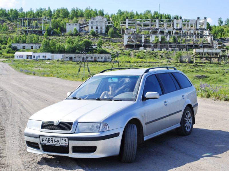 Skoda Octavia Tour 2004 универсал