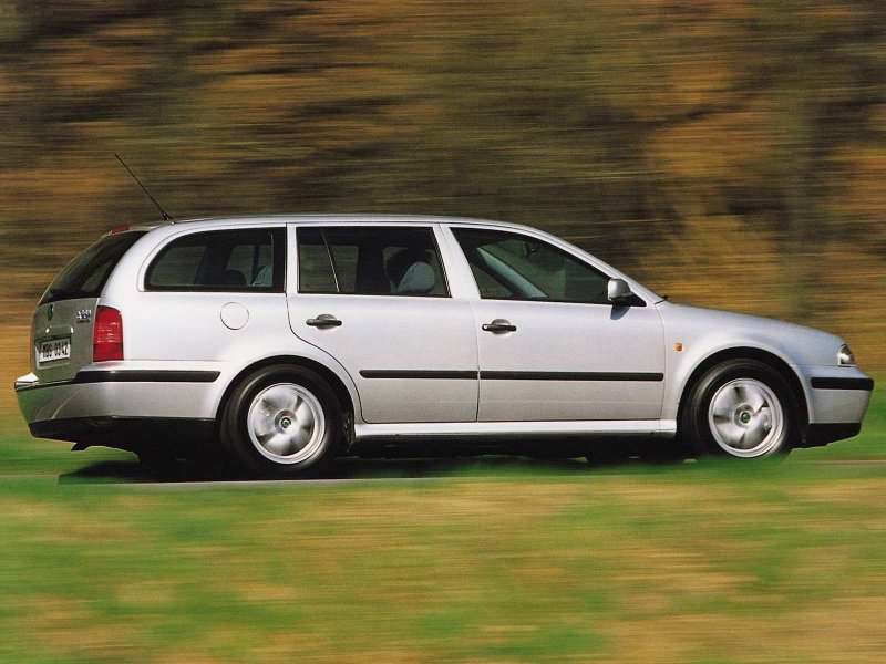 Skoda Octavia Combi 2000