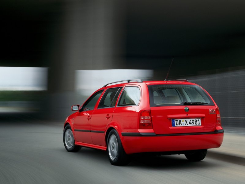 Skoda Octavia Combi 2000