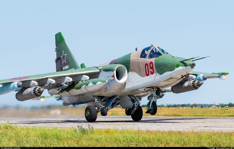 Штурмовик Су-25 Грач