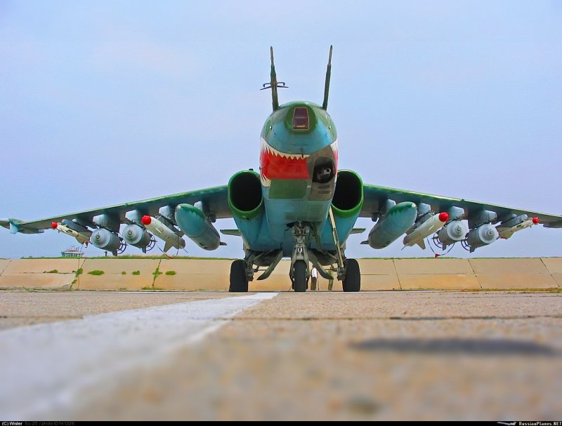Штурмовик Су-25 Грач
