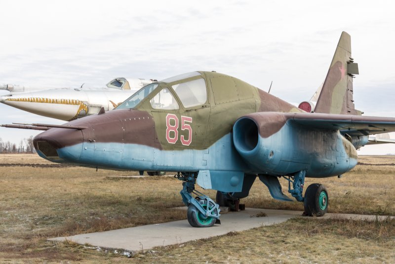 Самолёт-Штурмовик Су-25