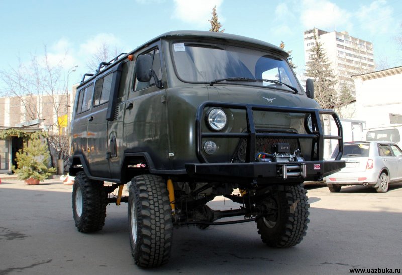 УАЗ-452 внедорожник головастик