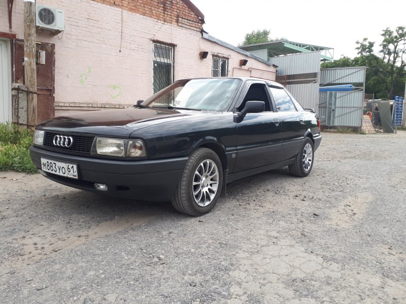Ауди 80 б3 черная