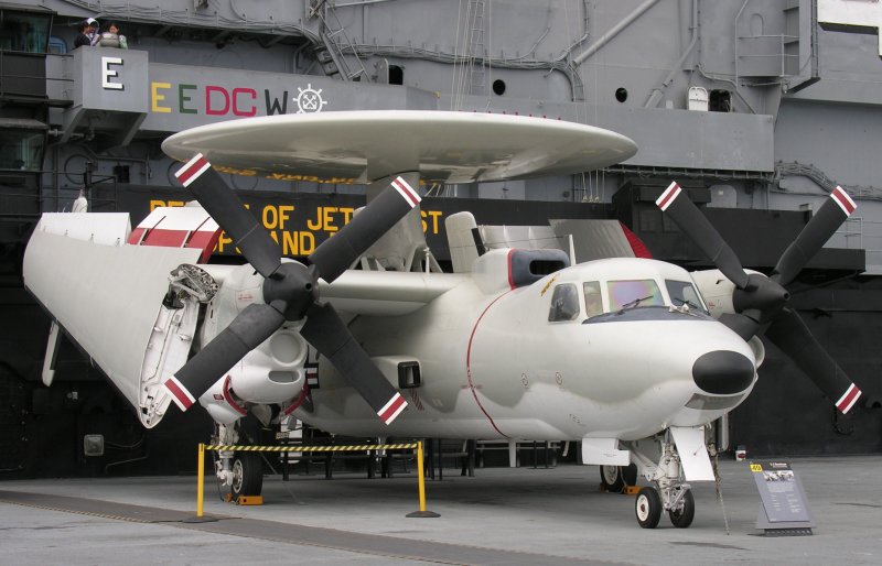Grumman e-2 Hawkeye