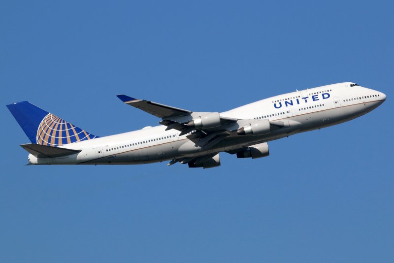 Боинг 747 Мах