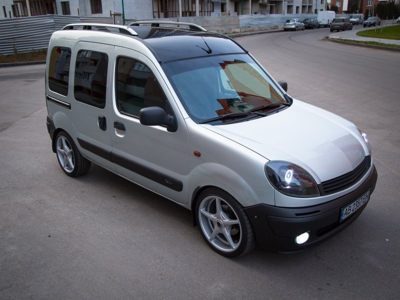 Nissan Kubistar фургон