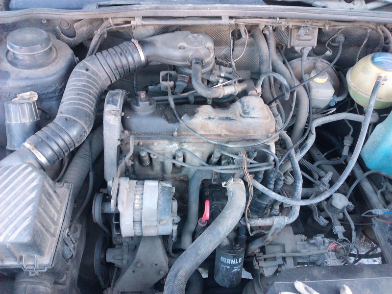 Двигатель VW Passat b3 1.8