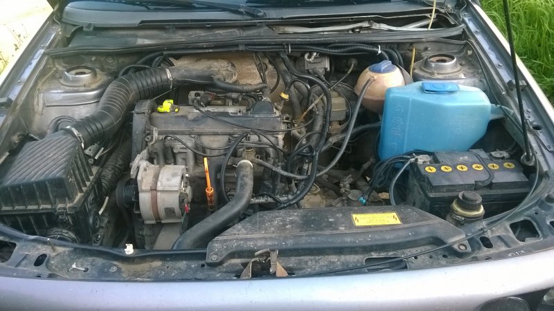VW Passat b4 1.8 моновпрыск
