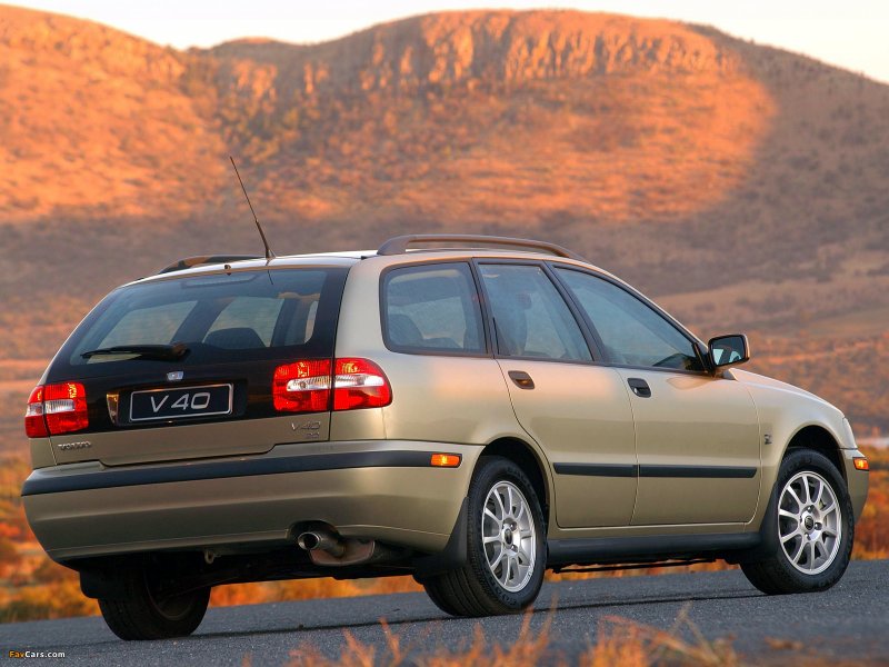 Volvo v40 2002 2002