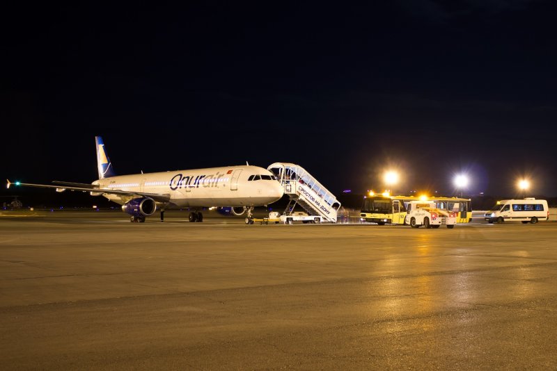 Самолёт Азимут Superjet 100
