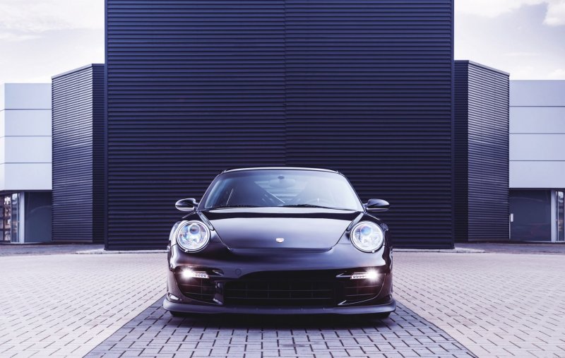 Porsche 911 в анфас