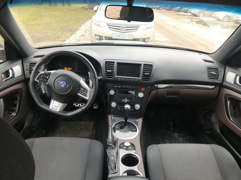 Subaru Legacy 2006 салон