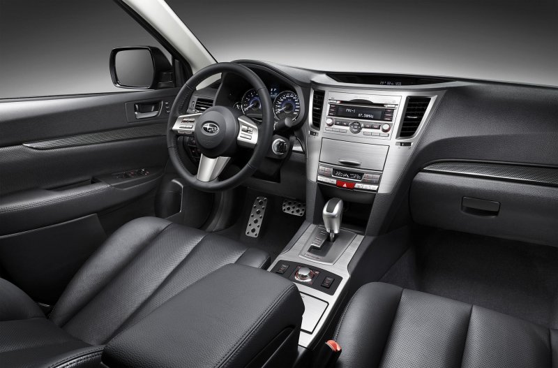 Subaru Legacy 2009 салон