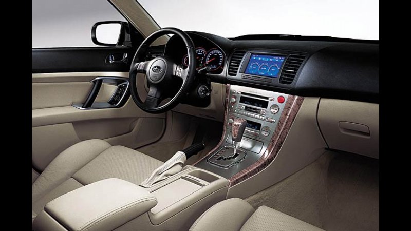 Subaru Legacy 2006 салон
