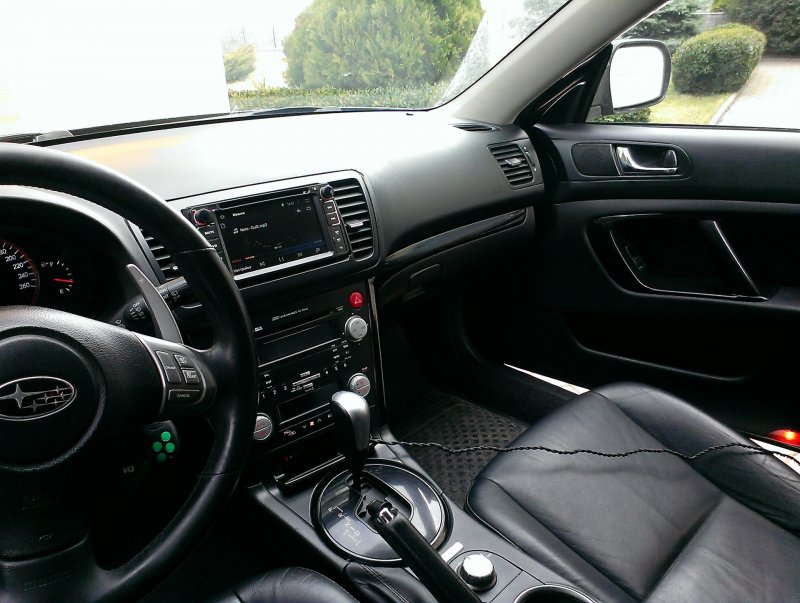Субару Outback 2007 салон