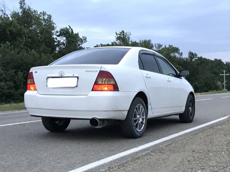 Королла 2001г 1.5обьем