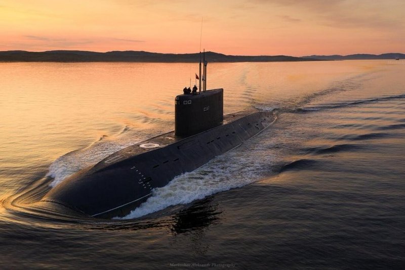 Подводная Российская подводная лодка в Средиземном море
