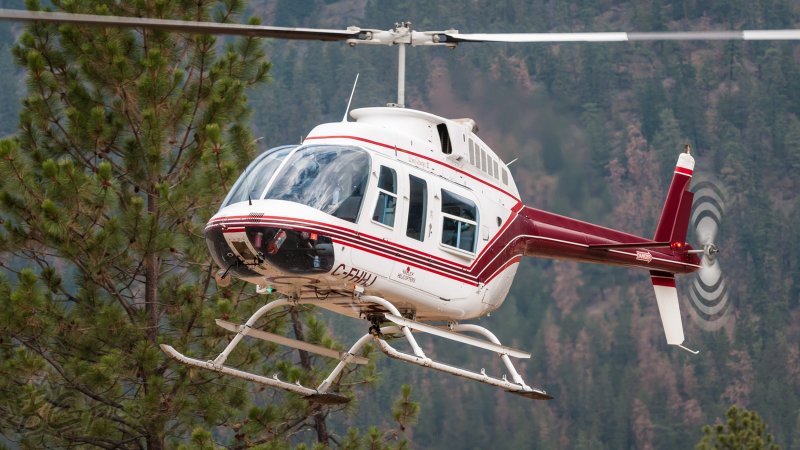 Вертолёт Bell 400
