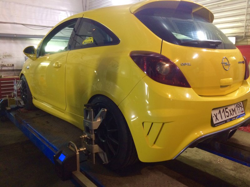 Opel Corsa OPC 2011