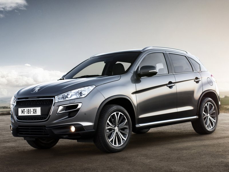Peugeot 4008 салон
