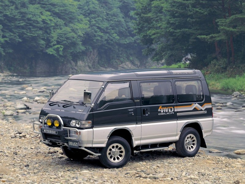Mitsubishi Delica 4wd