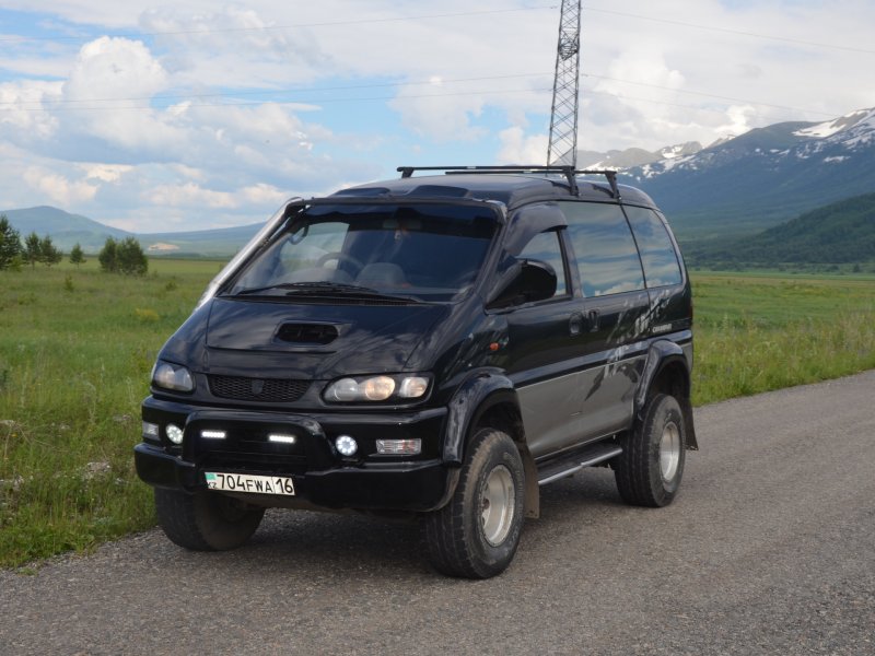 Делика l400