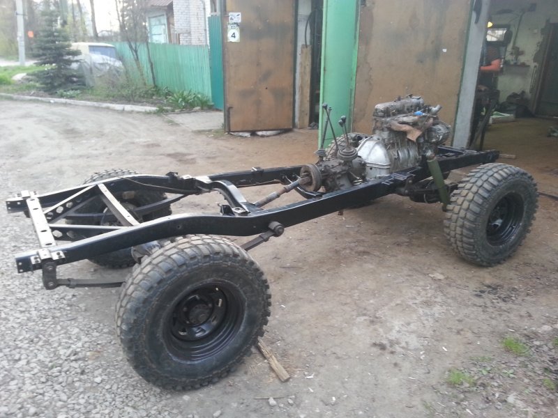 ВАЗ 2105 на раме УАЗ 469