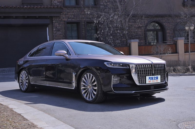 Китайский седан  Hongqi h9