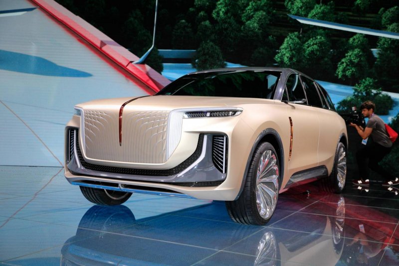 Китайский Hongqi e-hs9
