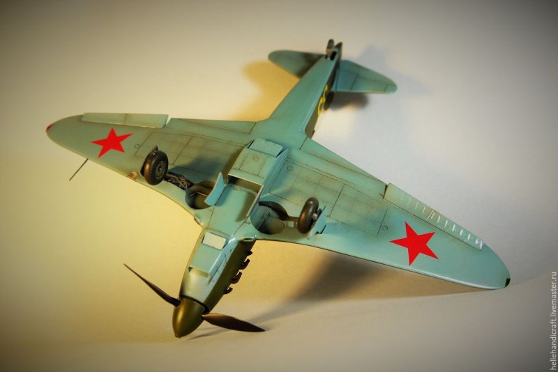 Советский истребитель як-7ди