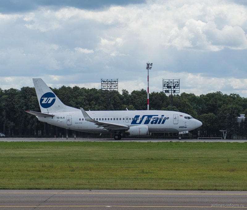 Boeing 737-800 салон эконом