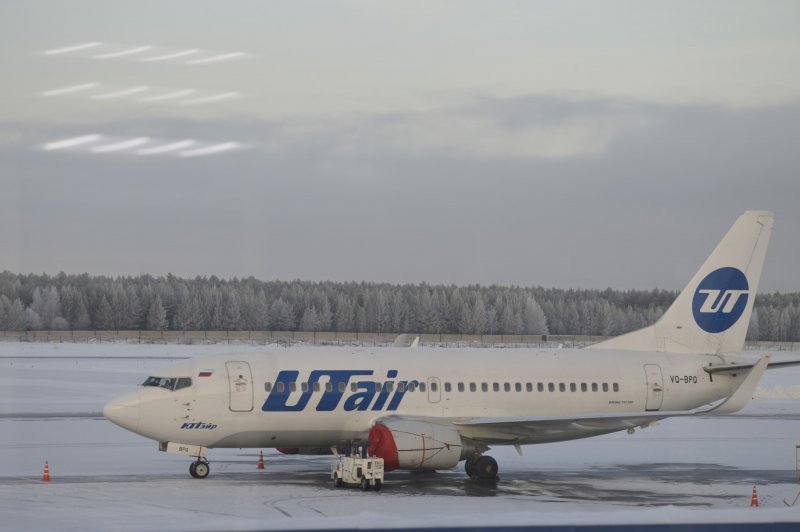 Boeing 737-500 UTAIR рисунок