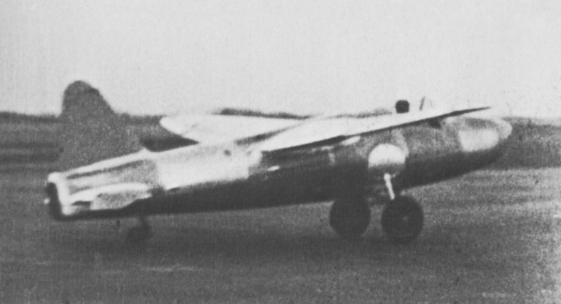 Первый турбореактивный самолёт Heinkel he 178.