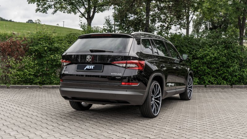 Skoda Kodiaq "Volcano Red"